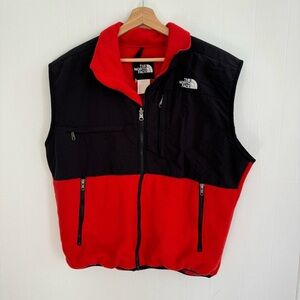 1990s The North Face red fleece vest